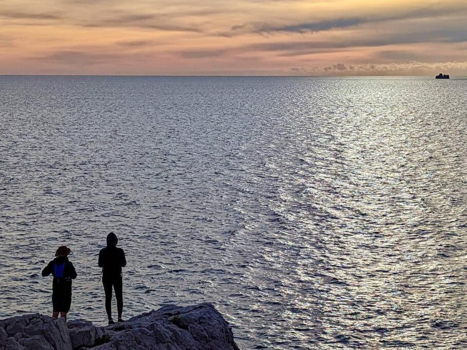 Studio Calanques Pres Du Vieux Port Марсилия Екстериор снимка