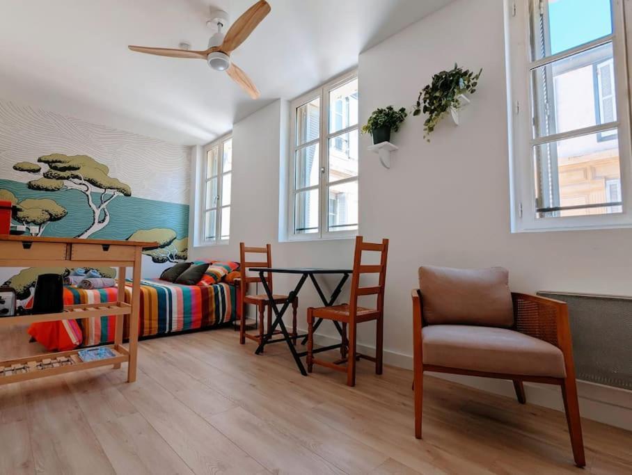 Studio Calanques Pres Du Vieux Port Марсилия Екстериор снимка